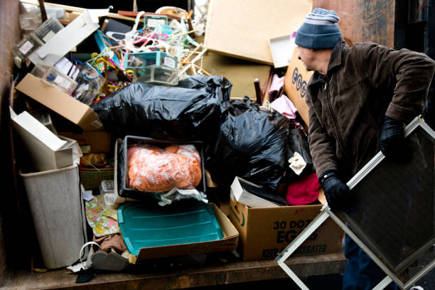Best Yard Waste Removal  in Endwell, NY